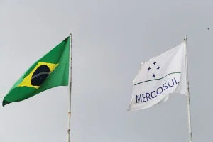 Brasil Suspende Leilão de Importação de Arroz para Controlar Inflação