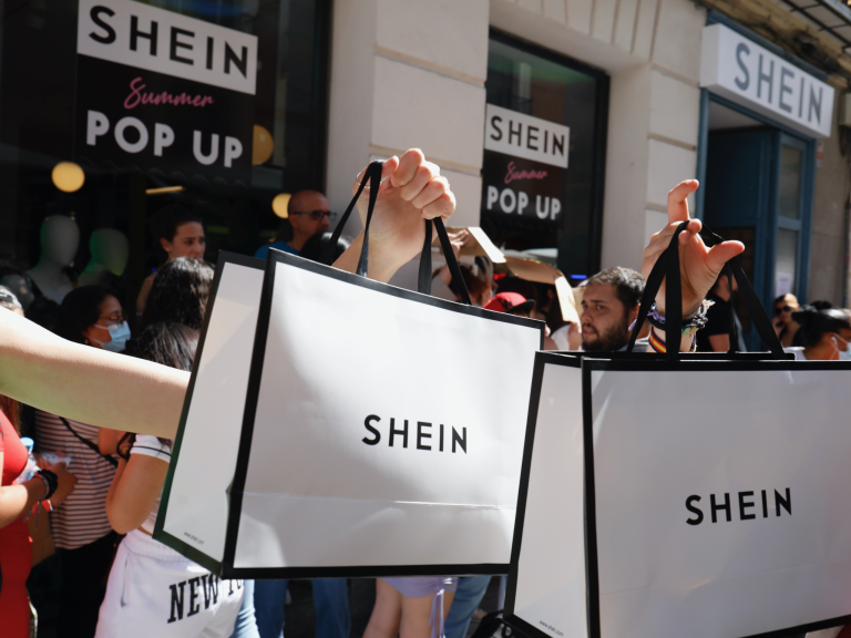 Como garantir acessórios direto da Shein com segurança e economia